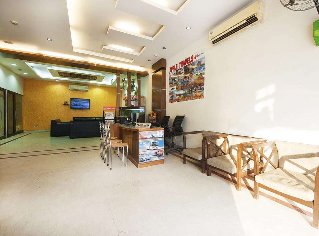Hotel Durga International New Delhi Exteriör bild